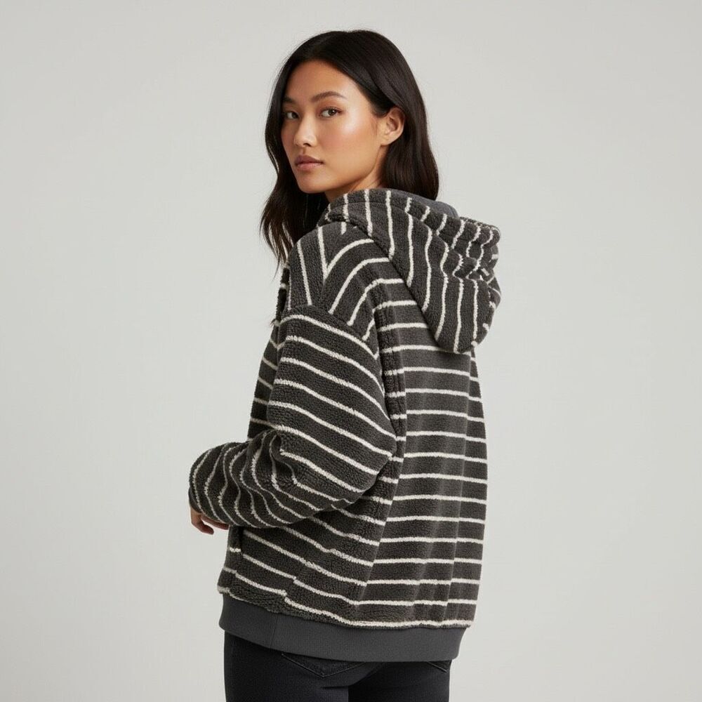 Vintage Havana Fuzzy Striped Hoodie Sweater Size M Cozy Fleece Pullover, New